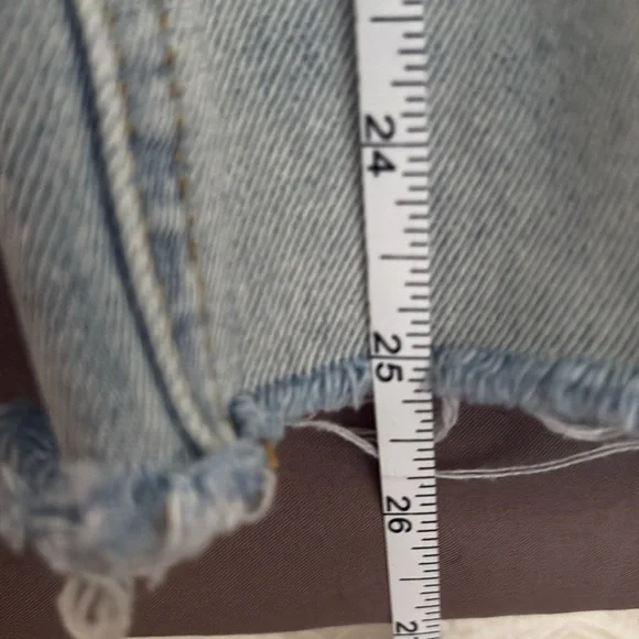 ๐ Trendy & Stylish High-Waisted Faded/Distressed Wide-Leg Jeans- Sz 28 - Picture 9 of 14